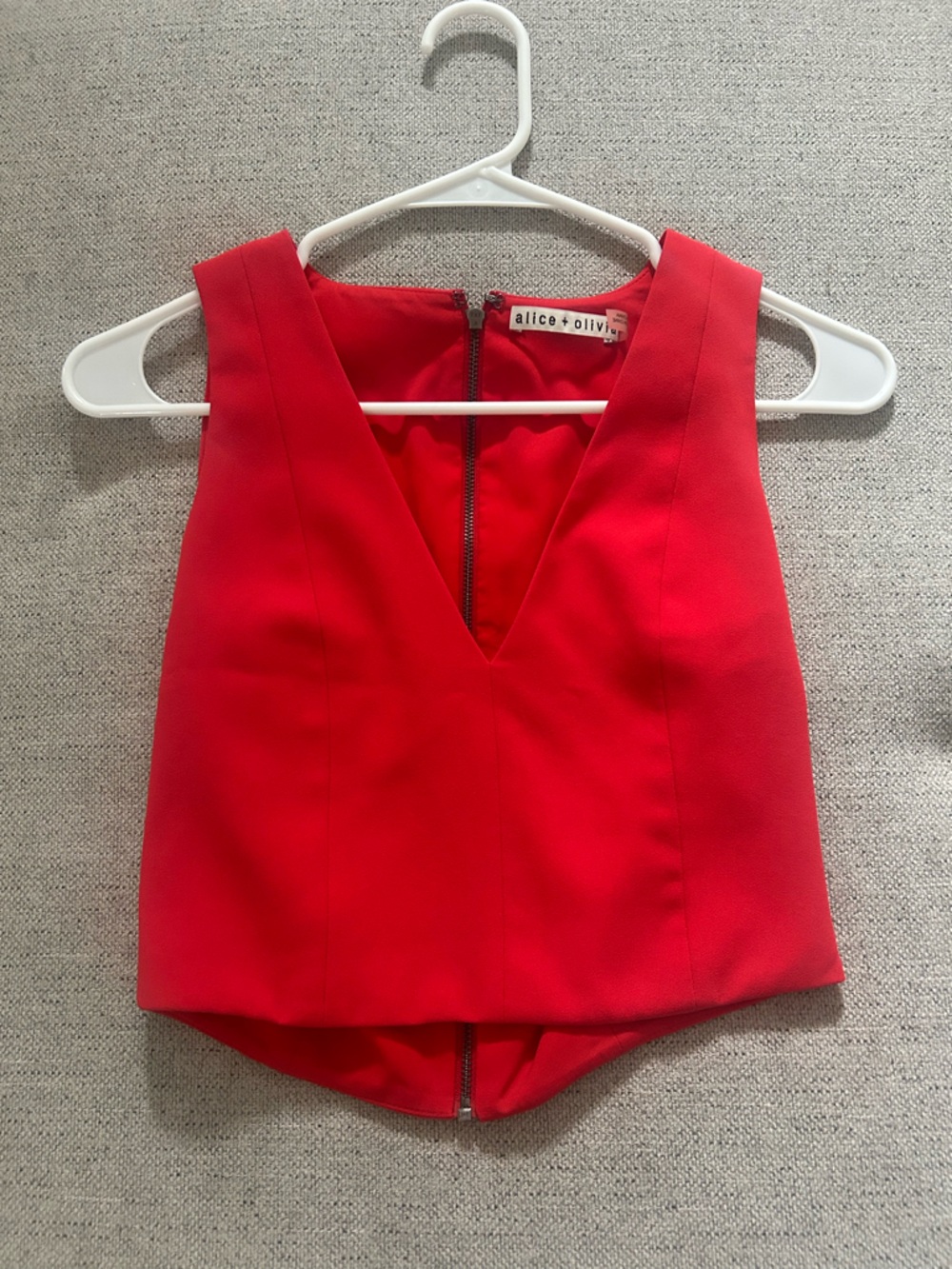 alice + olivia Red V-Neck top